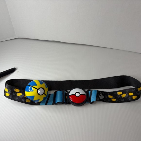Pokemon Belt Clip N Carry w/Pokeball Nintendo Kids Children Adjustable Waist - Picture 2 of 7